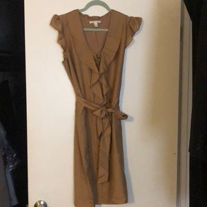 silk, lined banana rep. dress, worn once, size 6. buttons, waist tie, pockets